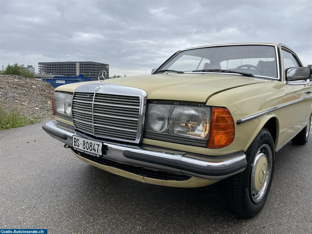 Bild 3: Oldtimer Mercedes-Benz 230 CE Coupé